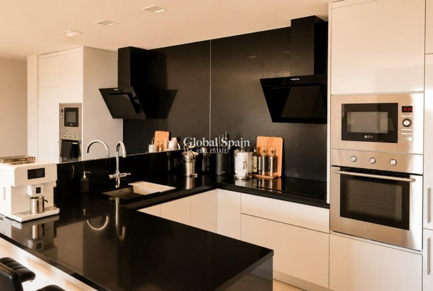 Resale - APARTMENT -
ORIHUELA COSTA - LOS BALCONES - LOS ALTOS