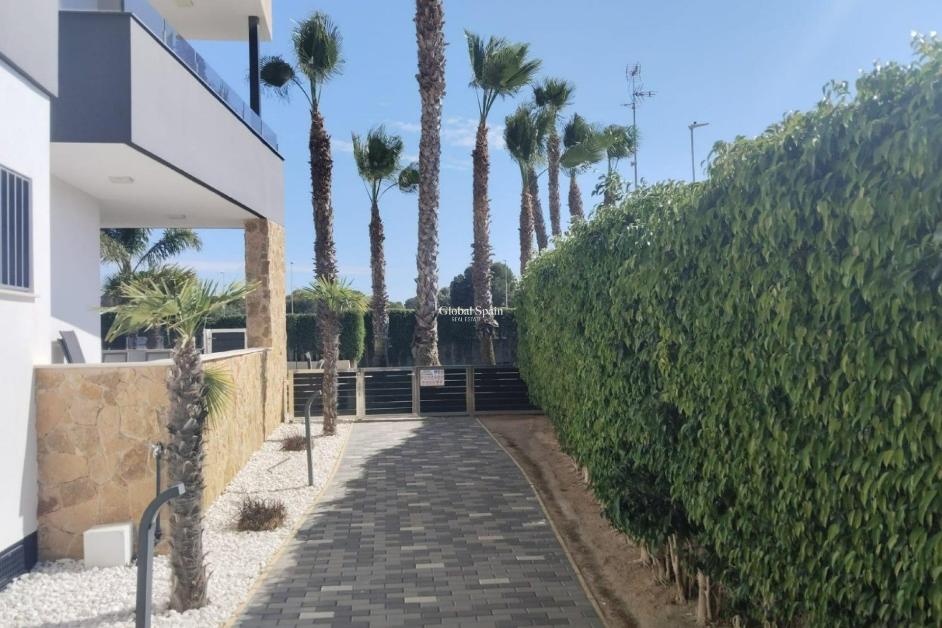 Resale - APARTMENT -
ORIHUELA COSTA - LOS BALCONES - LOS ALTOS