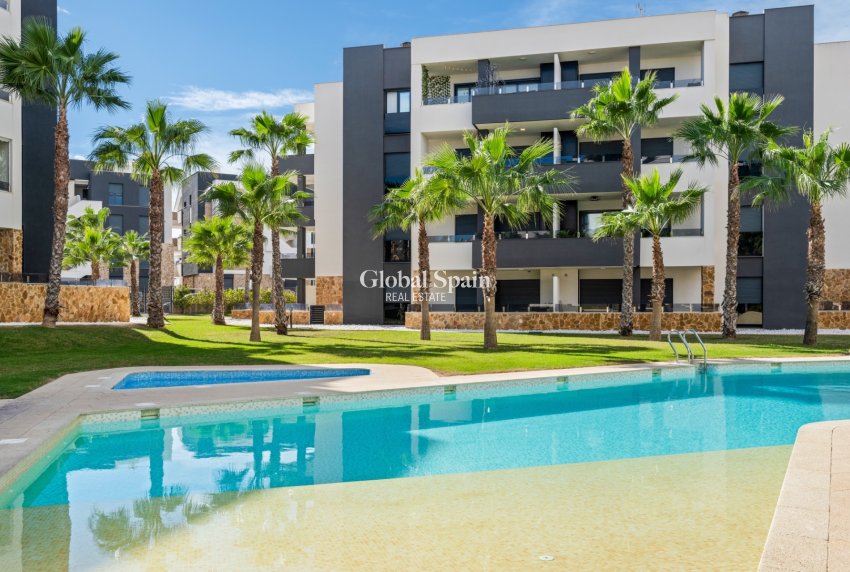 Resale - APARTMENT -
ORIHUELA COSTA - LOS BALCONES - LOS ALTOS