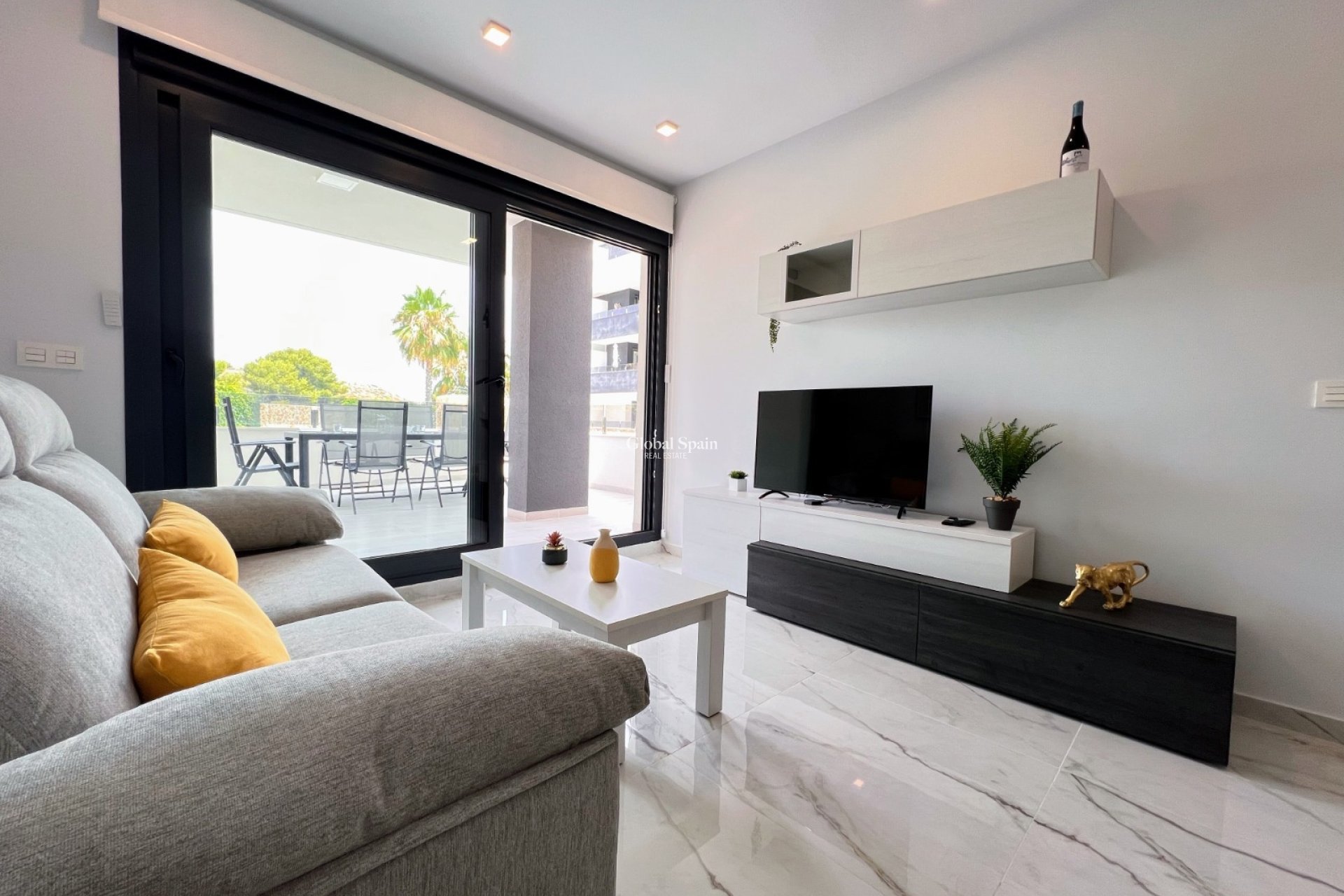 Resale - APARTMENT -
ORIHUELA COSTA - LOS BALCONES - LOS ALTOS