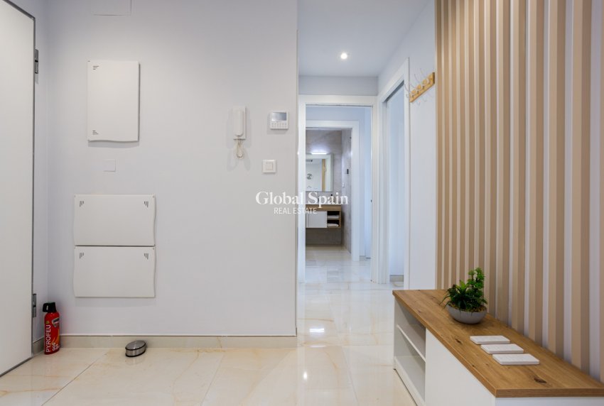 Resale - APARTMENT -
ORIHUELA COSTA - LOS BALCONES - LOS ALTOS