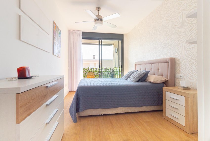 Resale - Apartment -
ORIHUELA COSTA - Los Dolses