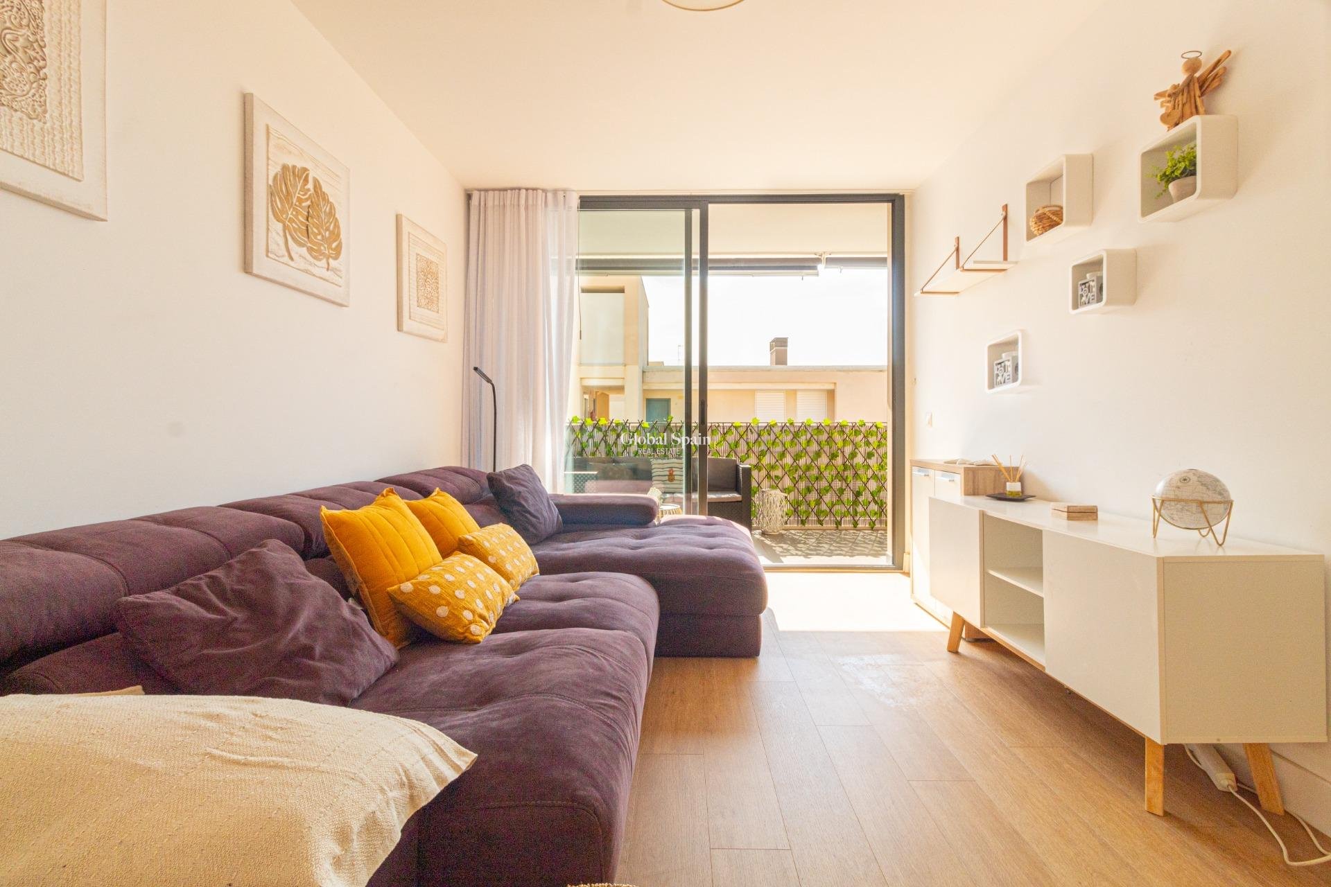 Resale - Apartment -
ORIHUELA COSTA - Los Dolses