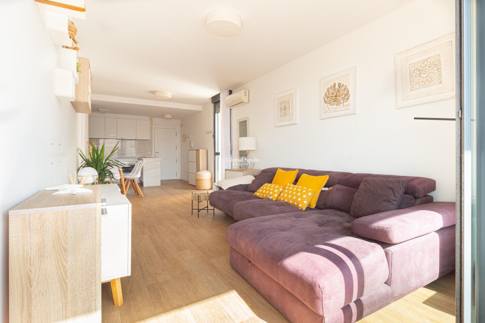 Resale - Apartment -
ORIHUELA COSTA - Los Dolses