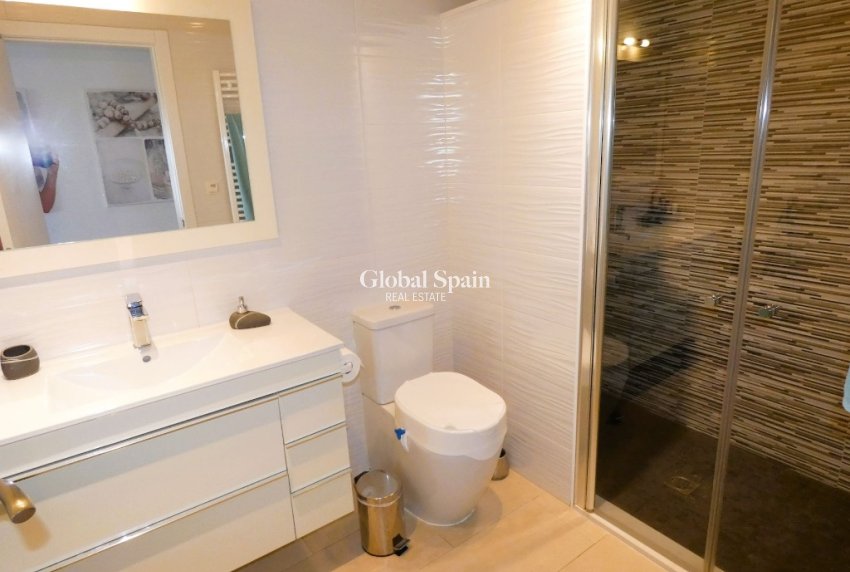 Resale - Apartment -
ORIHUELA COSTA - Los Dolses