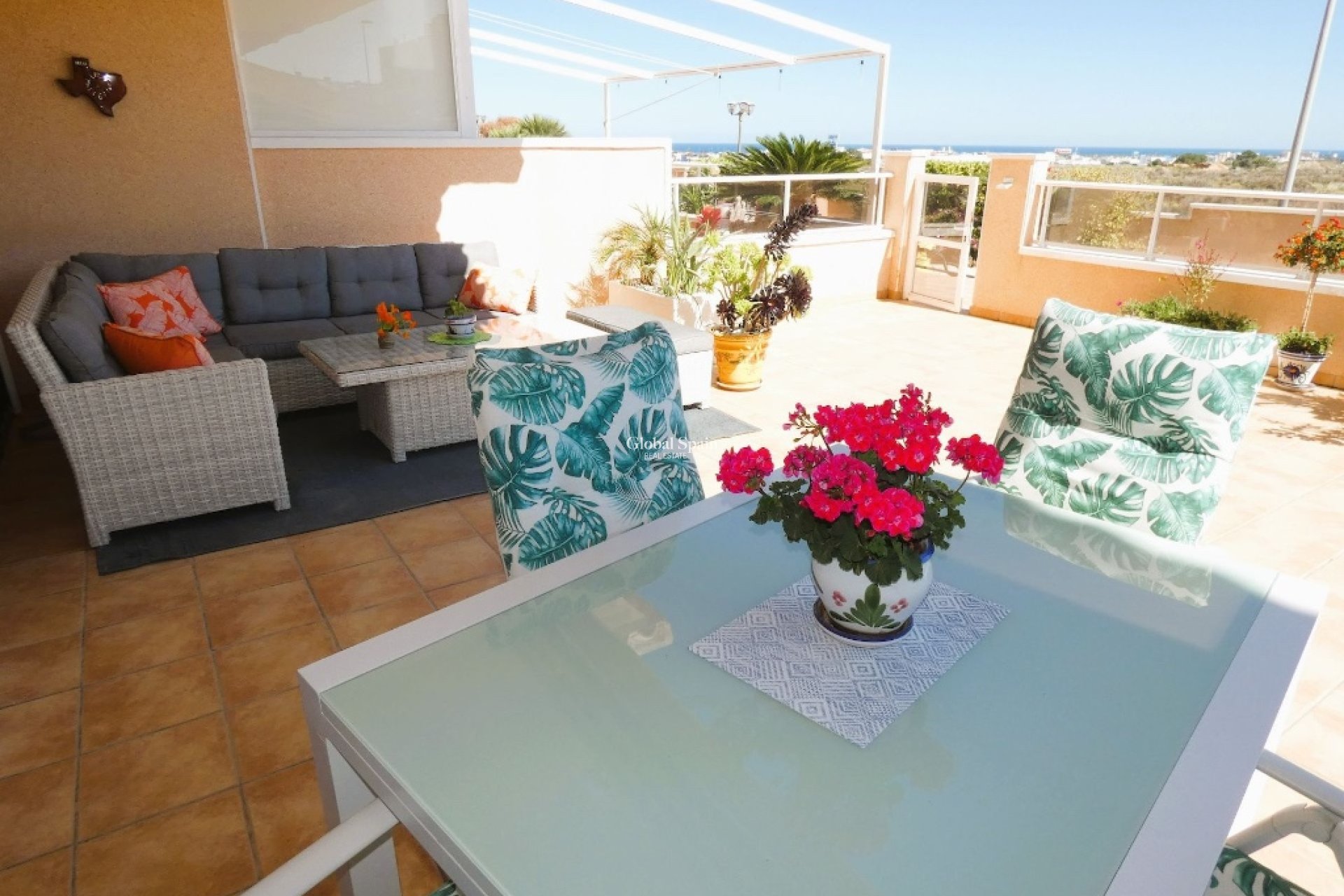 Resale - Apartment -
ORIHUELA COSTA - Los Dolses