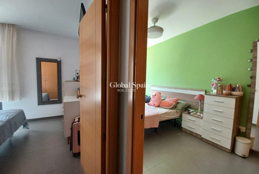 Resale - APARTMENT -
ORIHUELA COSTA - Los Dolses