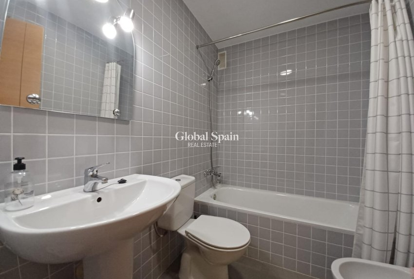 Resale - APARTMENT -
ORIHUELA COSTA - Los Dolses