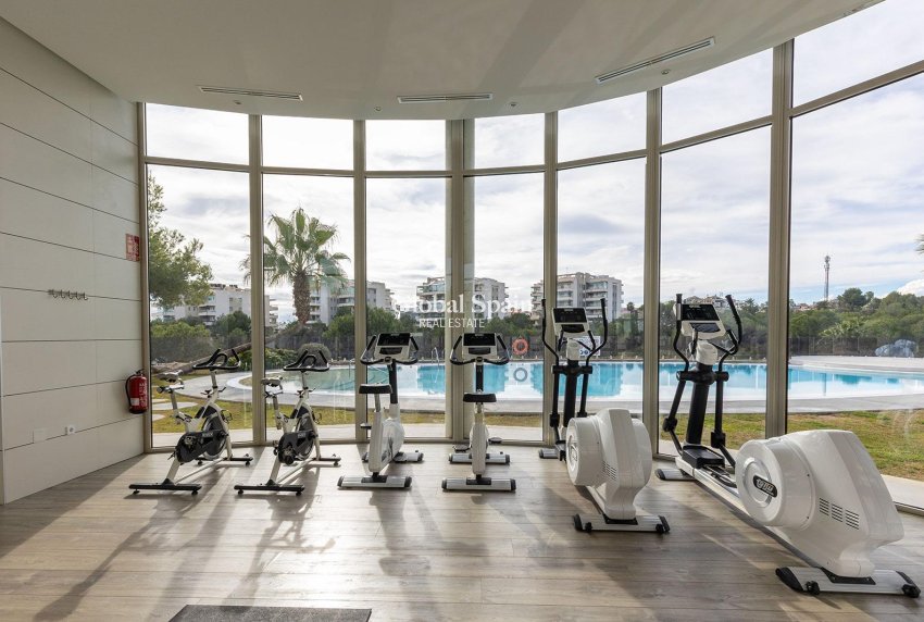 Resale - APARTMENT -
ORIHUELA COSTA - Los Dolses