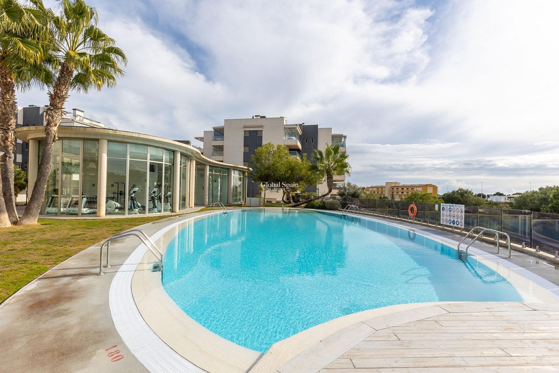 Resale - APARTMENT -
ORIHUELA COSTA - Los Dolses