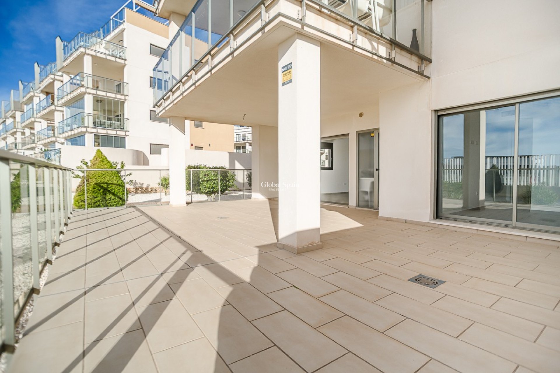 Resale - APARTMENT -
ORIHUELA COSTA - Los Dolses