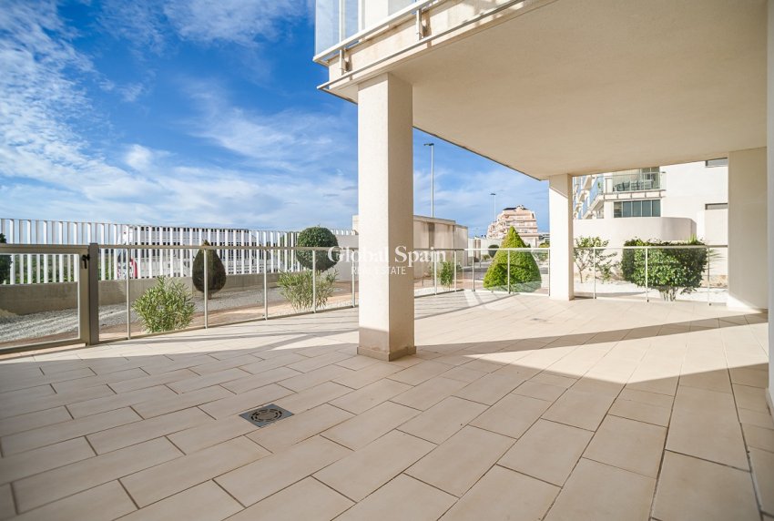 Resale - APARTMENT -
ORIHUELA COSTA - Los Dolses