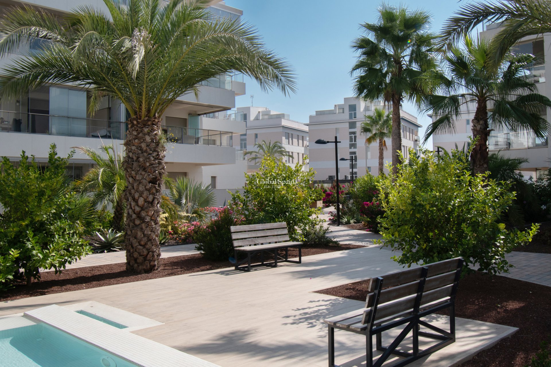 Resale - APARTMENT -
ORIHUELA COSTA - Los Dolses