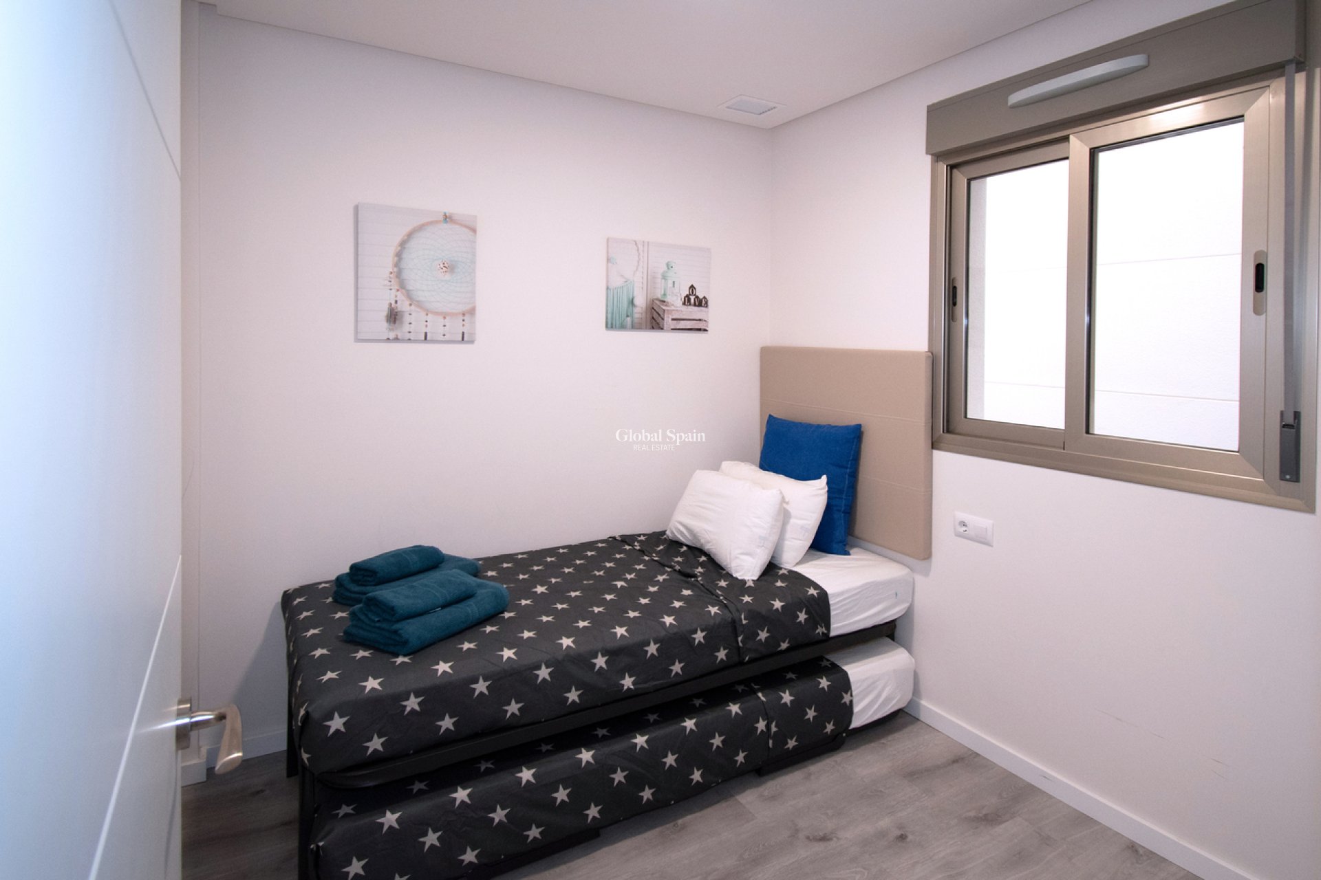 Resale - APARTMENT -
ORIHUELA COSTA - Los Dolses