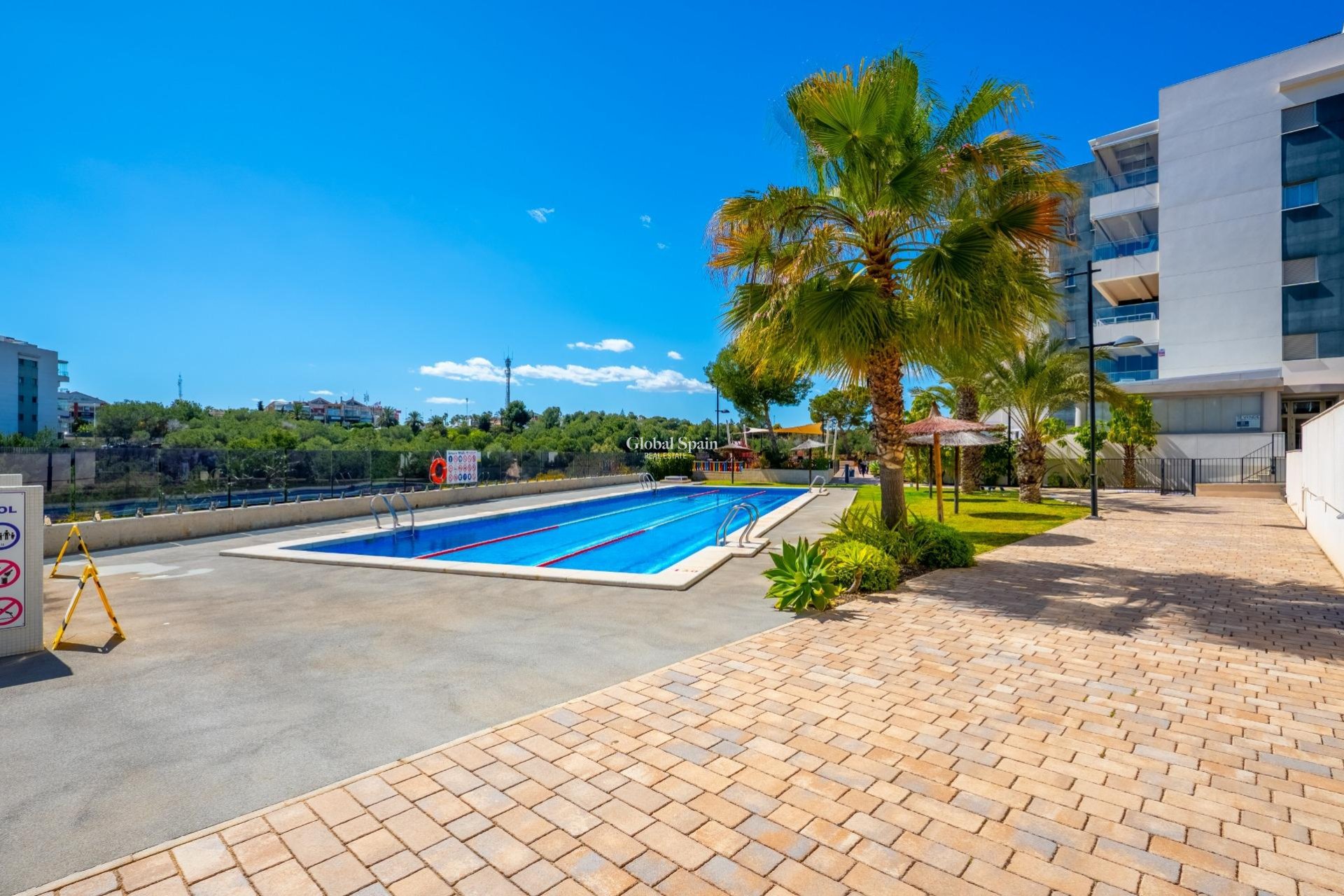 Resale - APARTMENT -
ORIHUELA COSTA - Los Dolses