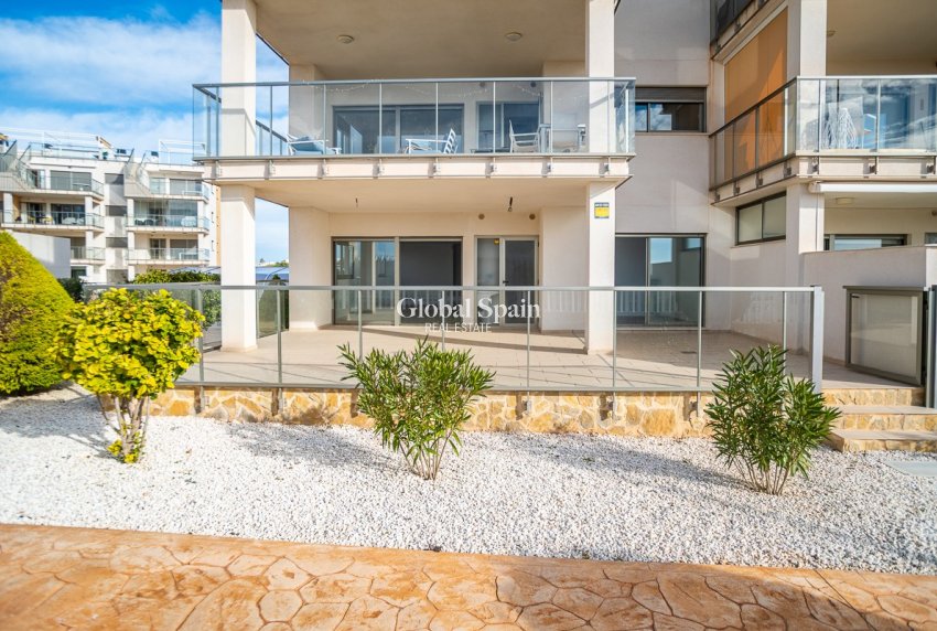 Resale - APARTMENT -
ORIHUELA COSTA - Los Dolses