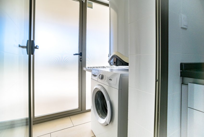 Resale - APARTMENT -
ORIHUELA COSTA - Los Dolses