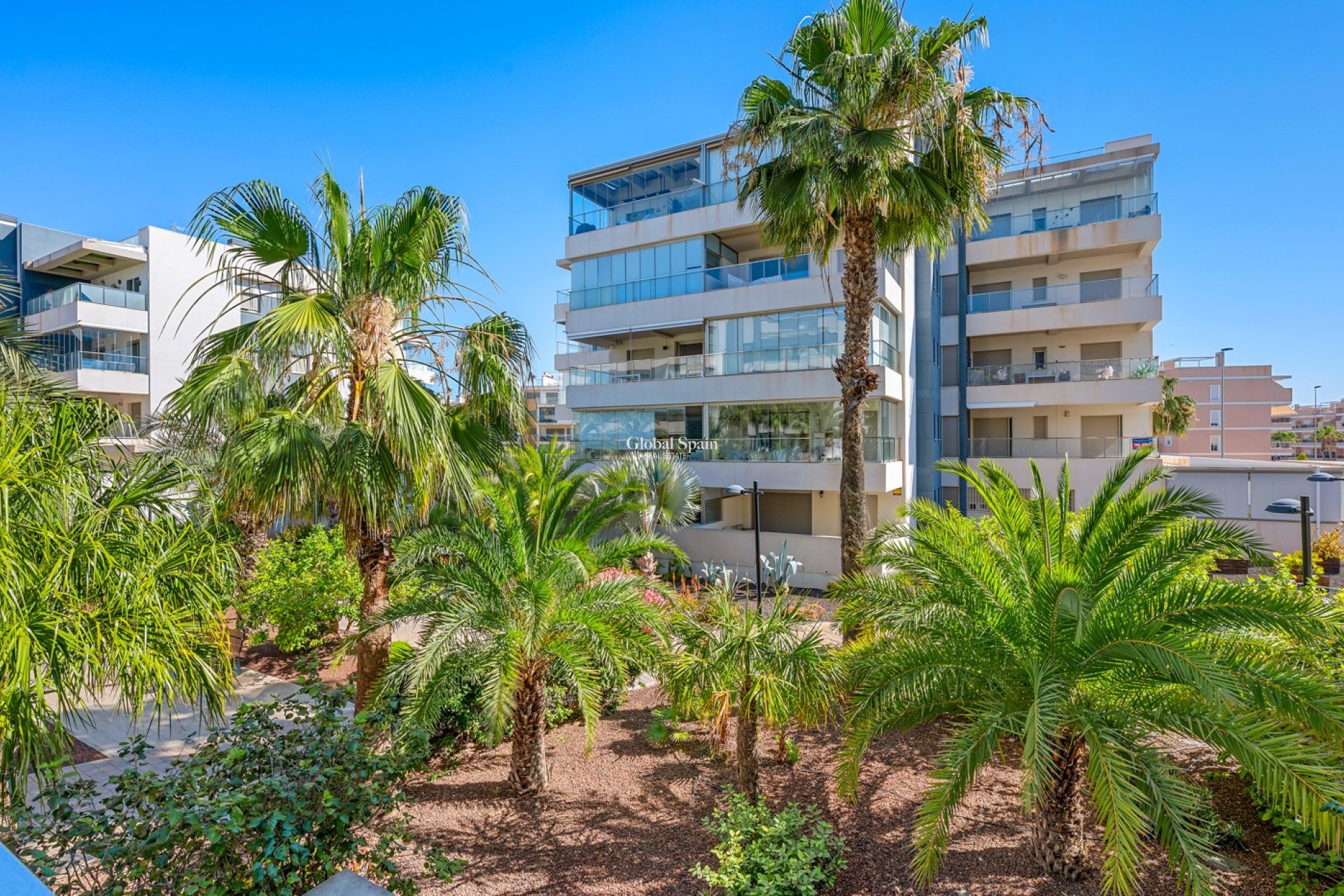 Resale - APARTMENT -
ORIHUELA COSTA - Los Dolses