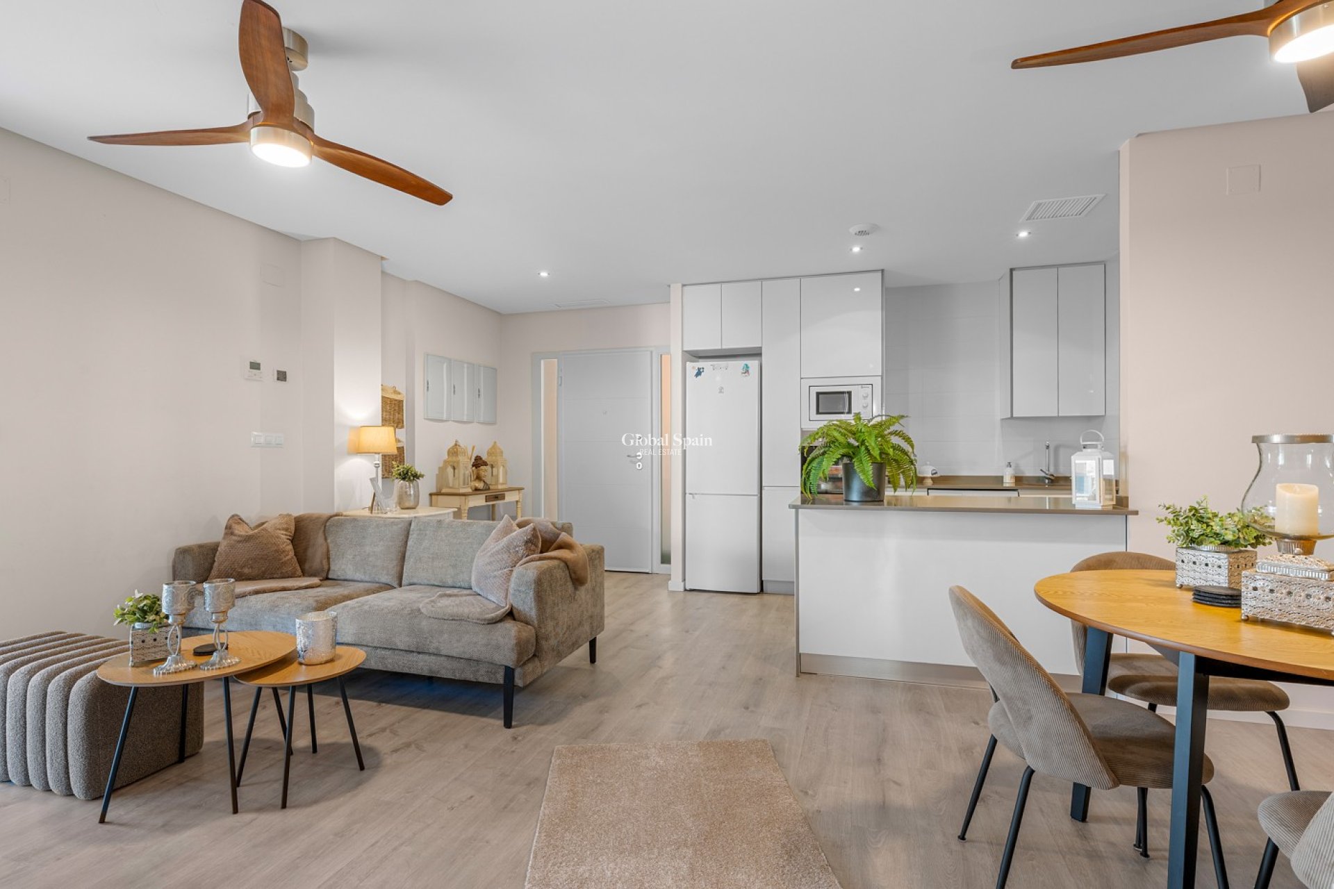 Resale - APARTMENT -
ORIHUELA COSTA - Los Dolses