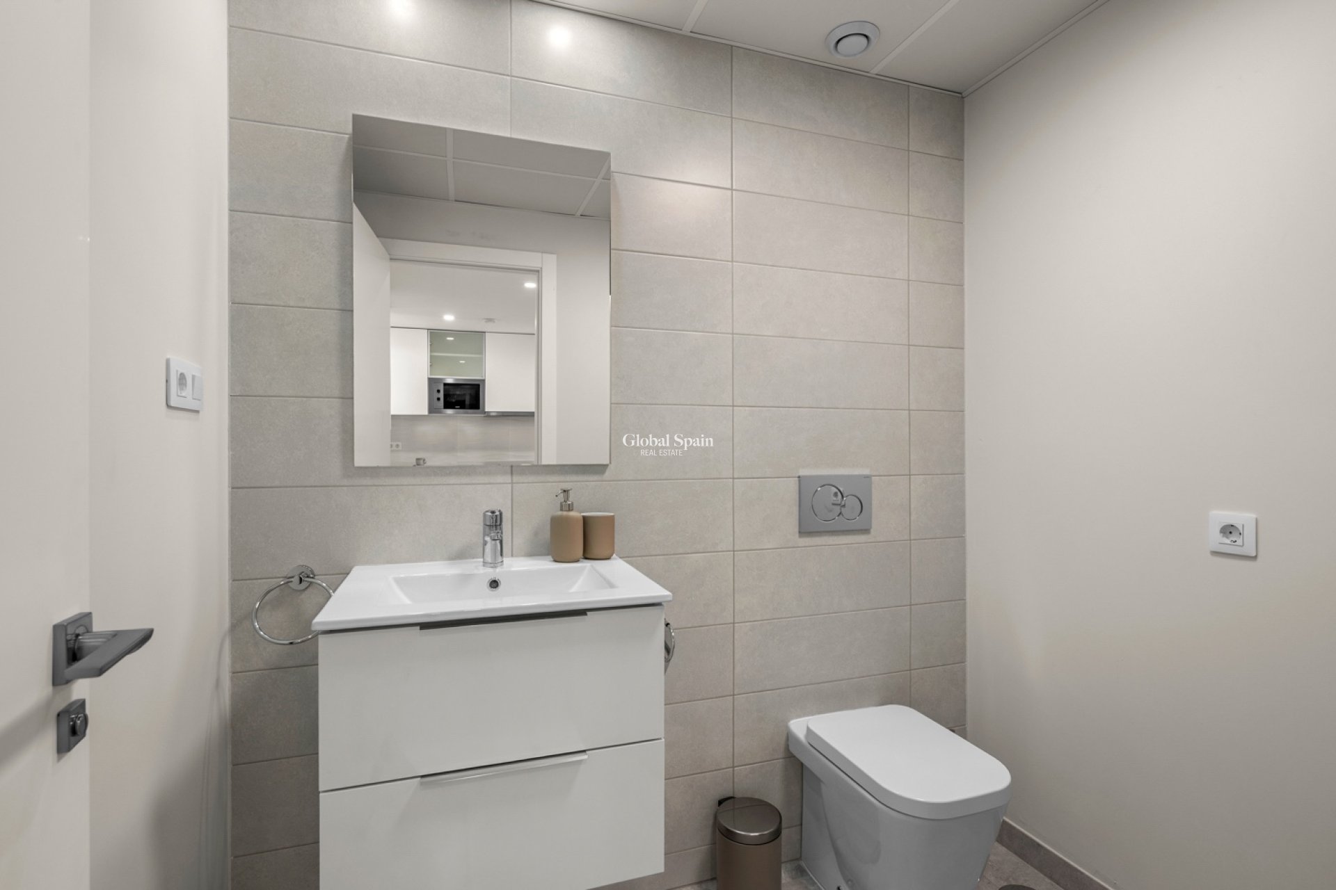 Resale - APARTMENT -
ORIHUELA COSTA - Los Dolses