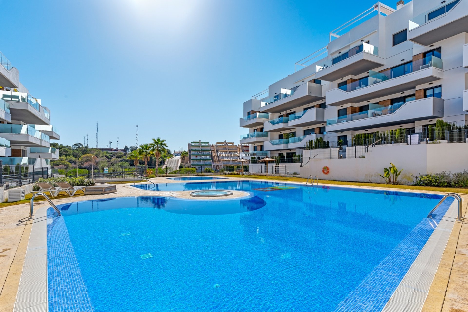 Resale - APARTMENT -
ORIHUELA COSTA - Los Dolses