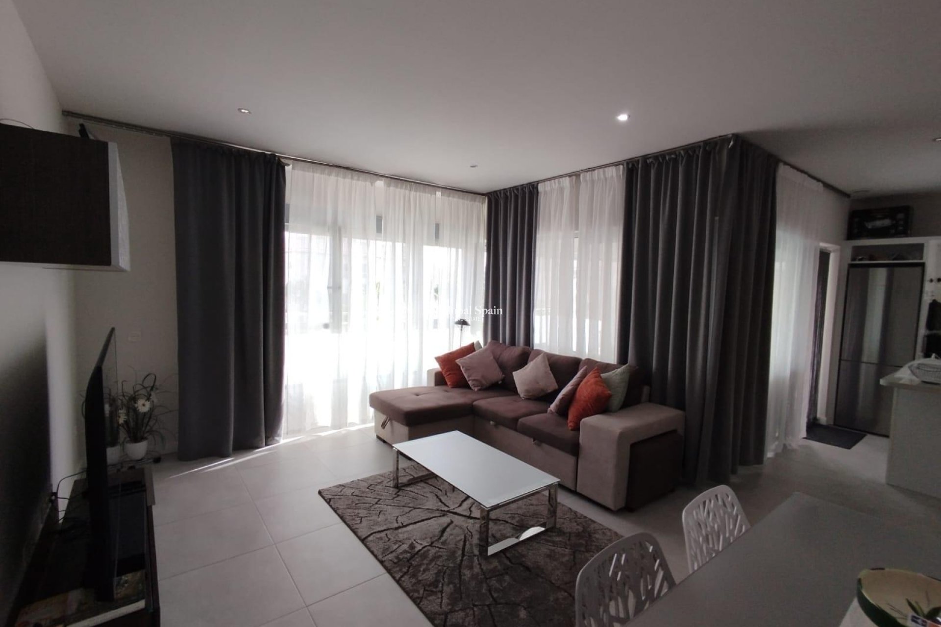 Resale - APARTMENT -
ORIHUELA COSTA - Los Dolses