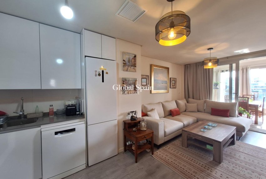 Resale - APARTMENT -
ORIHUELA COSTA - Los Dolses