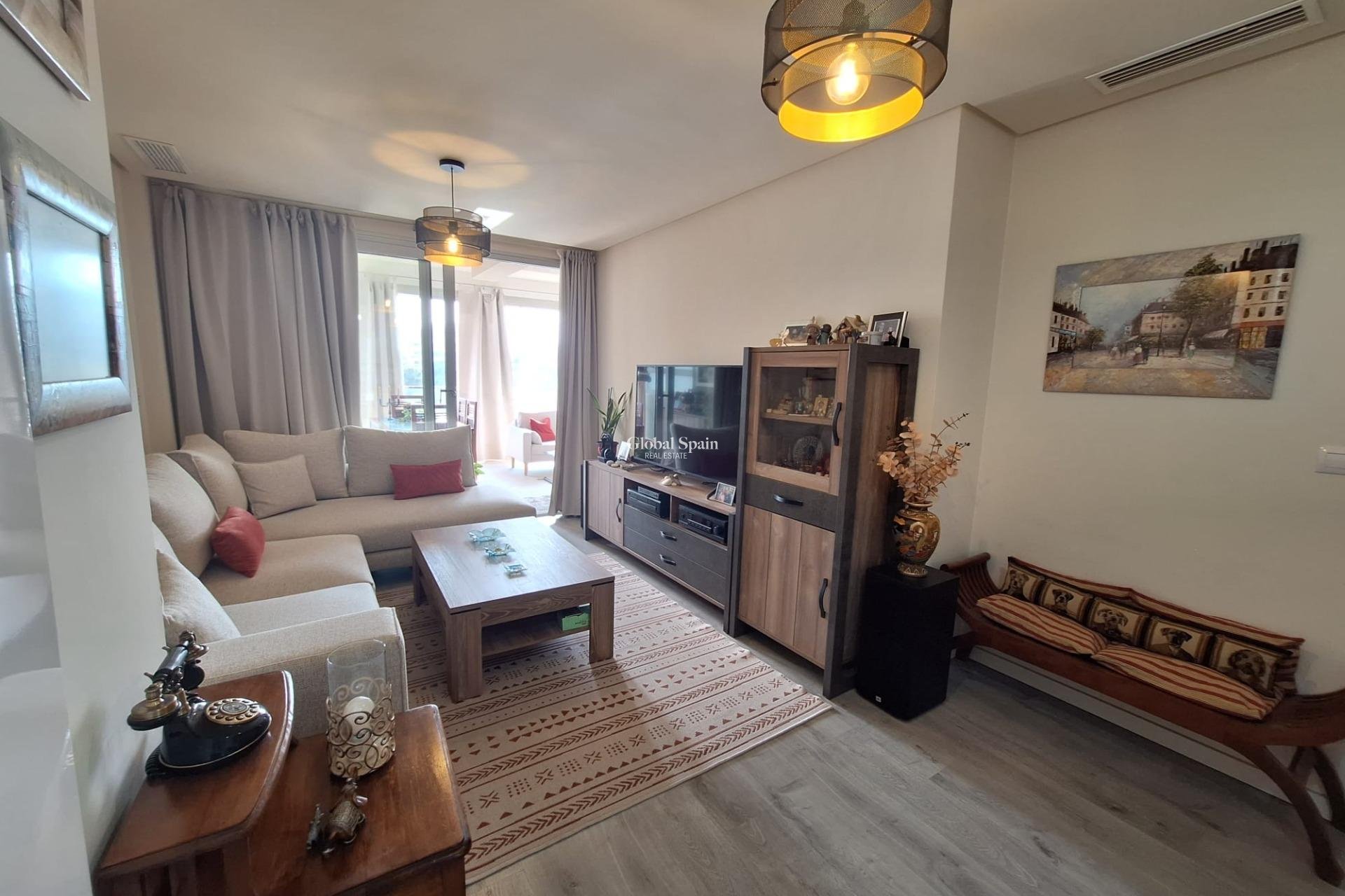 Resale - APARTMENT -
ORIHUELA COSTA - Los Dolses