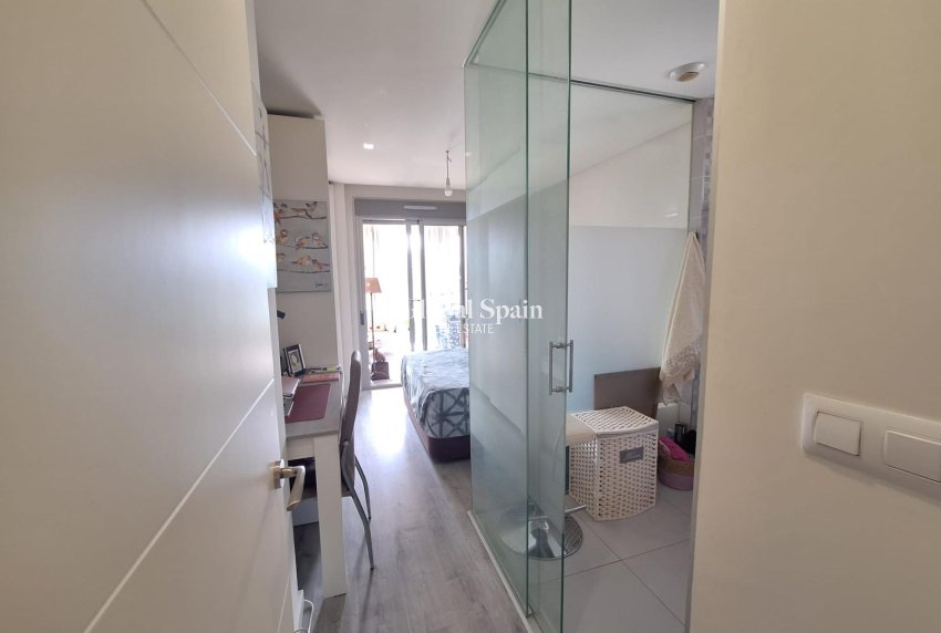 Resale - APARTMENT -
ORIHUELA COSTA - Los Dolses