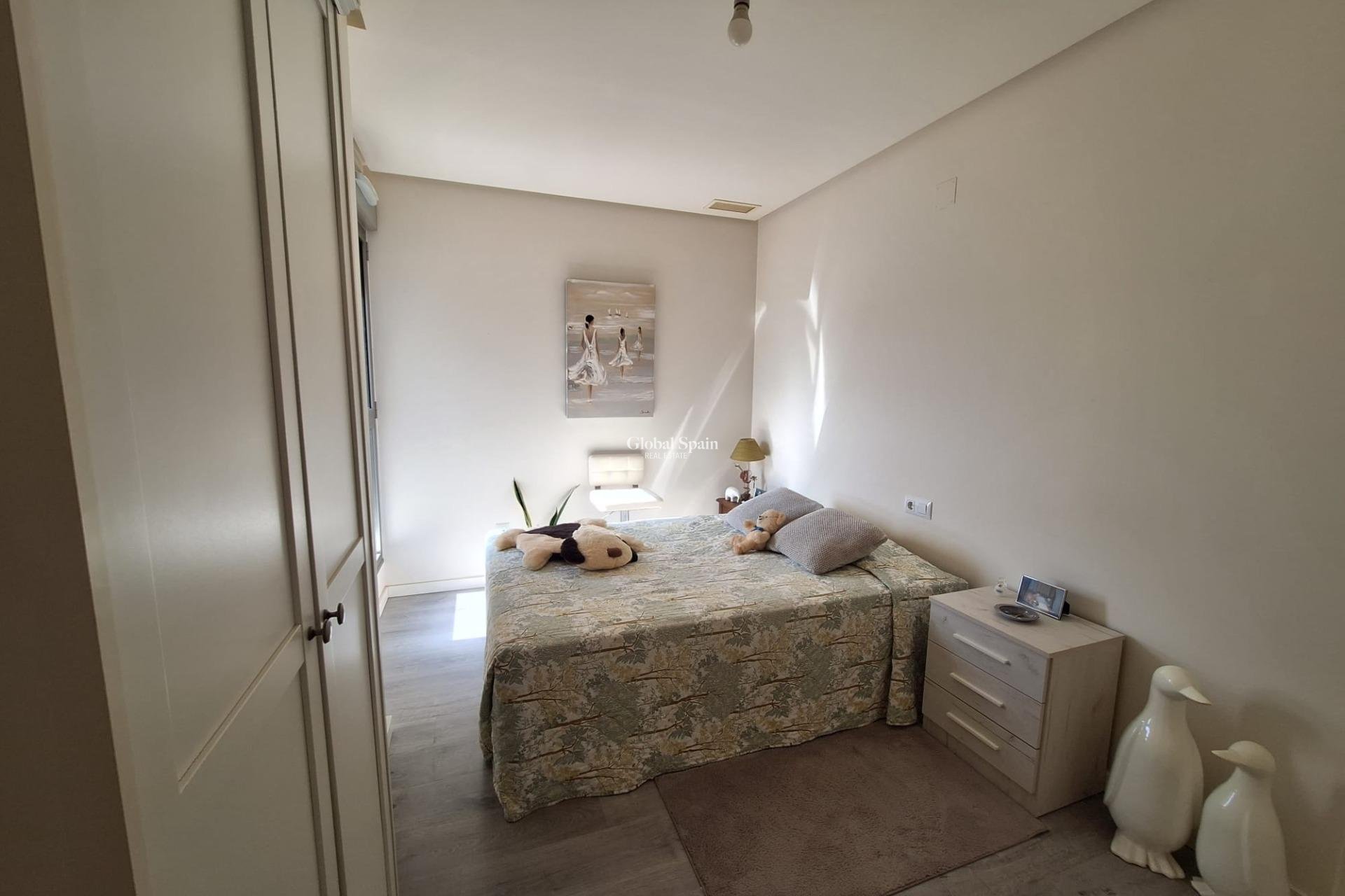 Resale - APARTMENT -
ORIHUELA COSTA - Los Dolses
