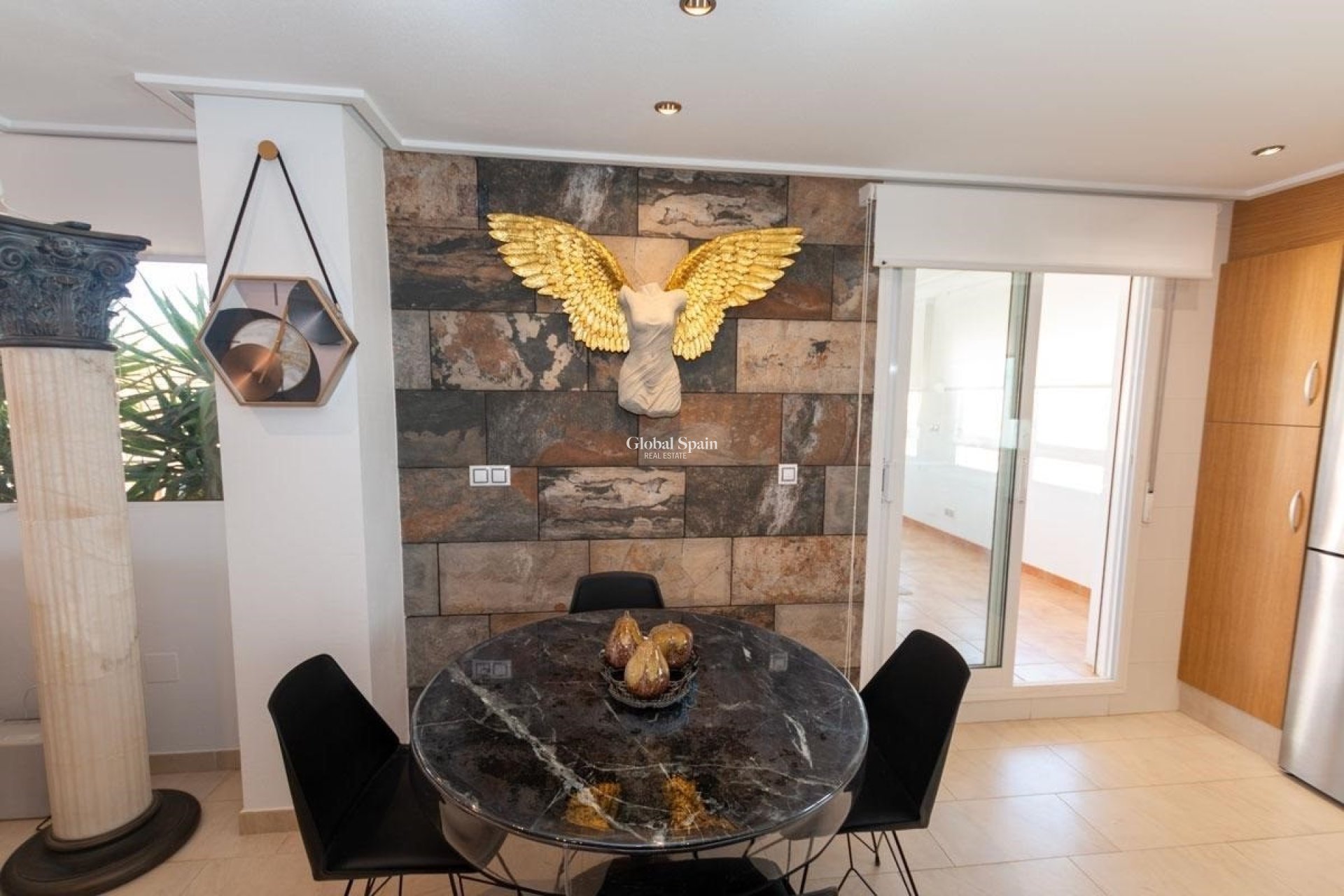 Resale - APARTMENT -
Orihuela Costa - Los Dolses
