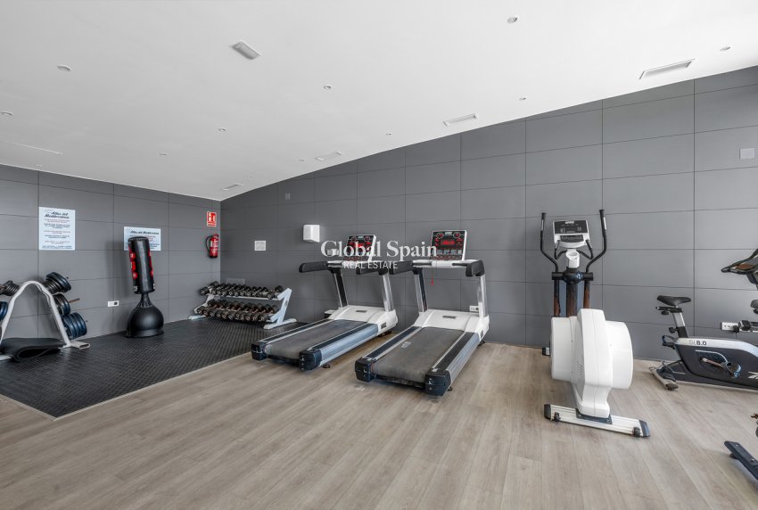 Resale - APARTMENT -
ORIHUELA COSTA - Los Dolses