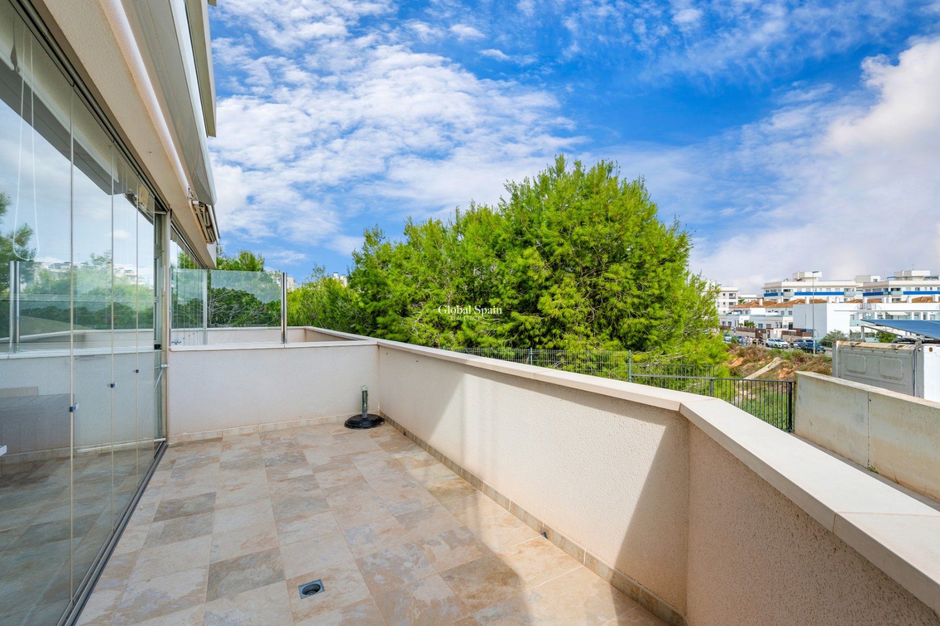 Resale - APARTMENT -
ORIHUELA COSTA - Los Dolses