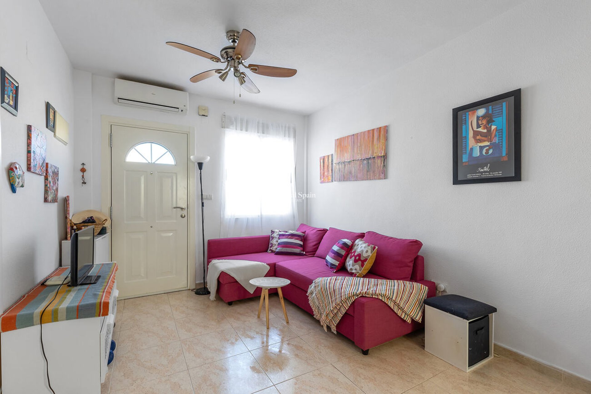 Resale - APARTMENT -
ORIHUELA COSTA - Orihuela Costa