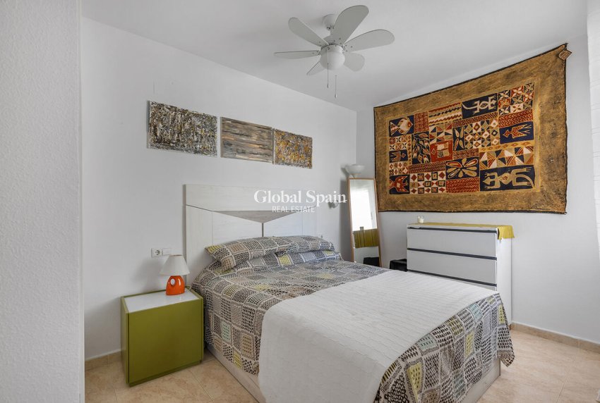 Resale - APARTMENT -
ORIHUELA COSTA - Orihuela Costa