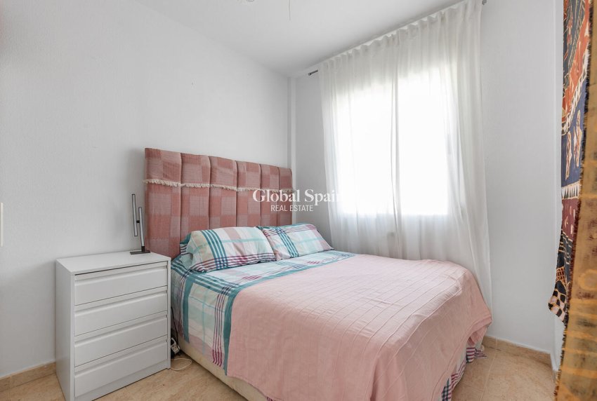Resale - APARTMENT -
ORIHUELA COSTA - Orihuela Costa