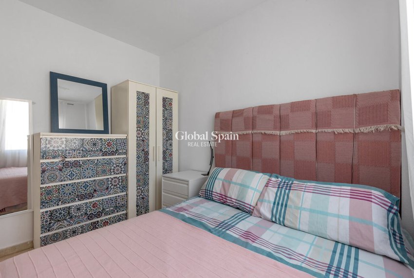 Resale - APARTMENT -
ORIHUELA COSTA - Orihuela Costa