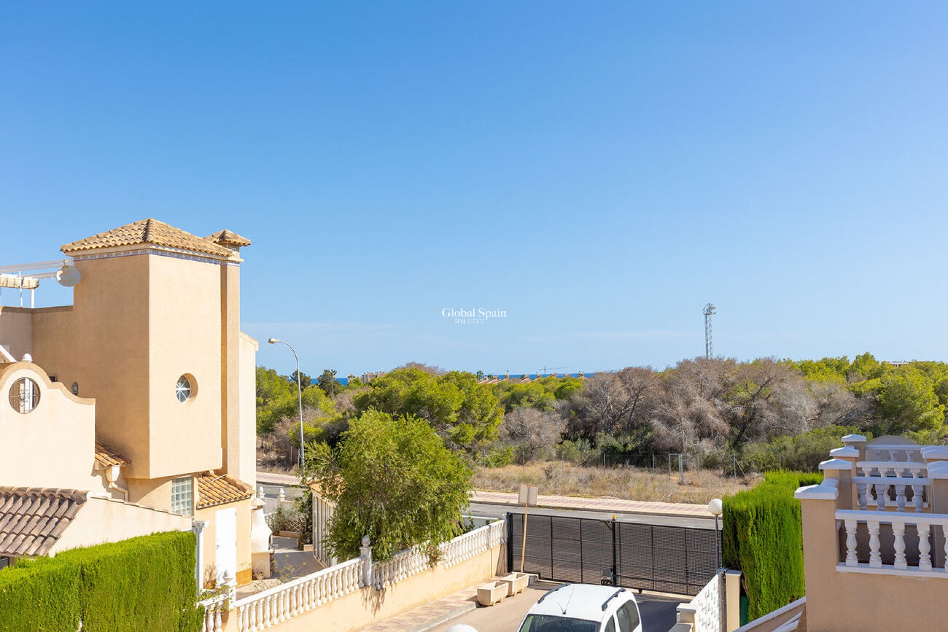 Resale - APARTMENT -
ORIHUELA COSTA - Orihuela Costa