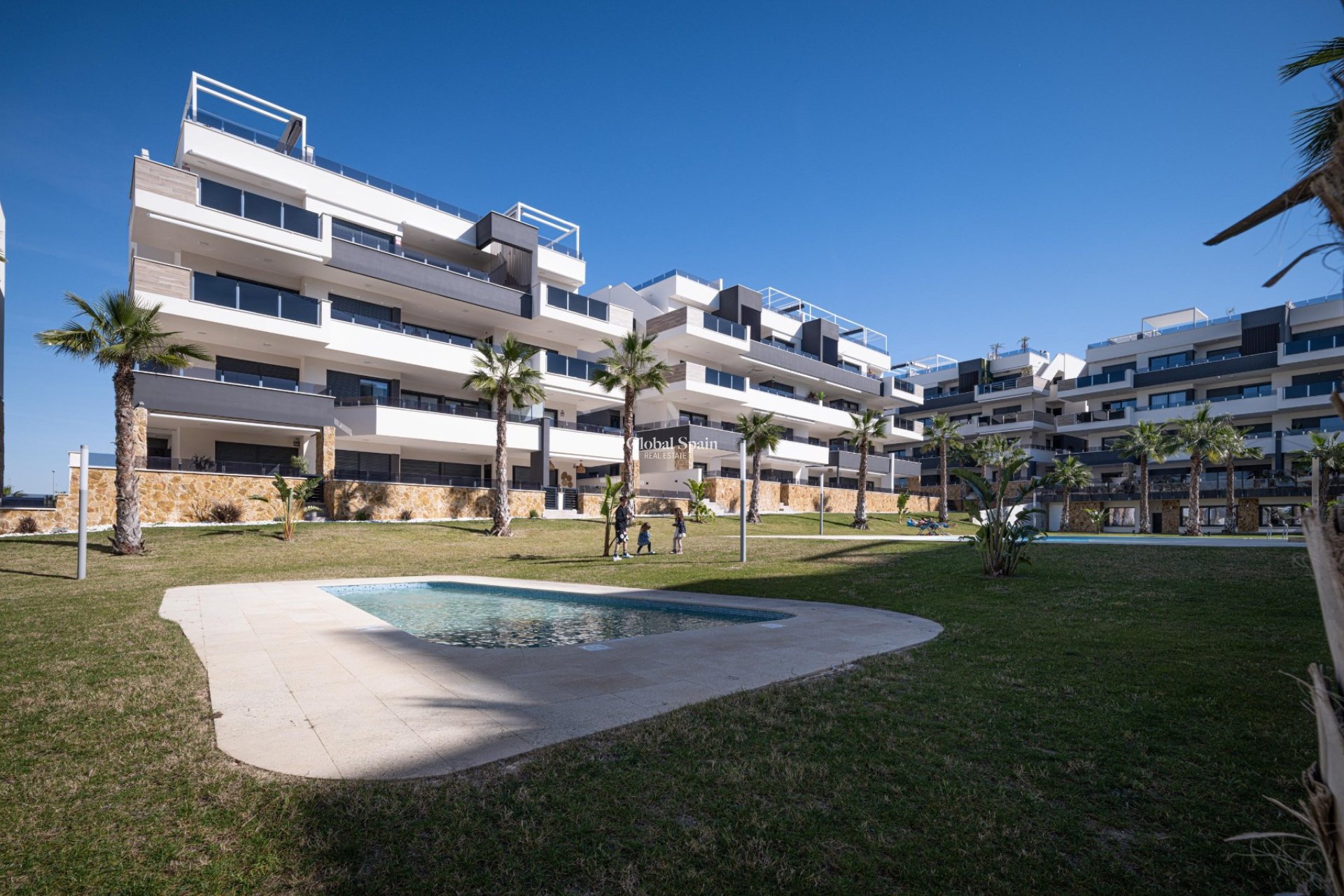 Resale - APARTMENT -
ORIHUELA COSTA - Orihuela Costa