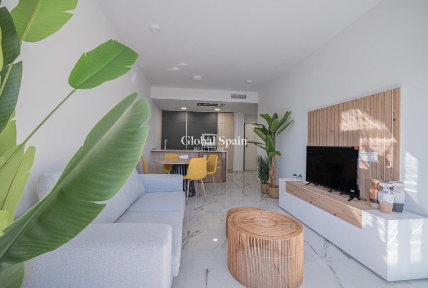 Resale - APARTMENT -
ORIHUELA COSTA - Orihuela Costa