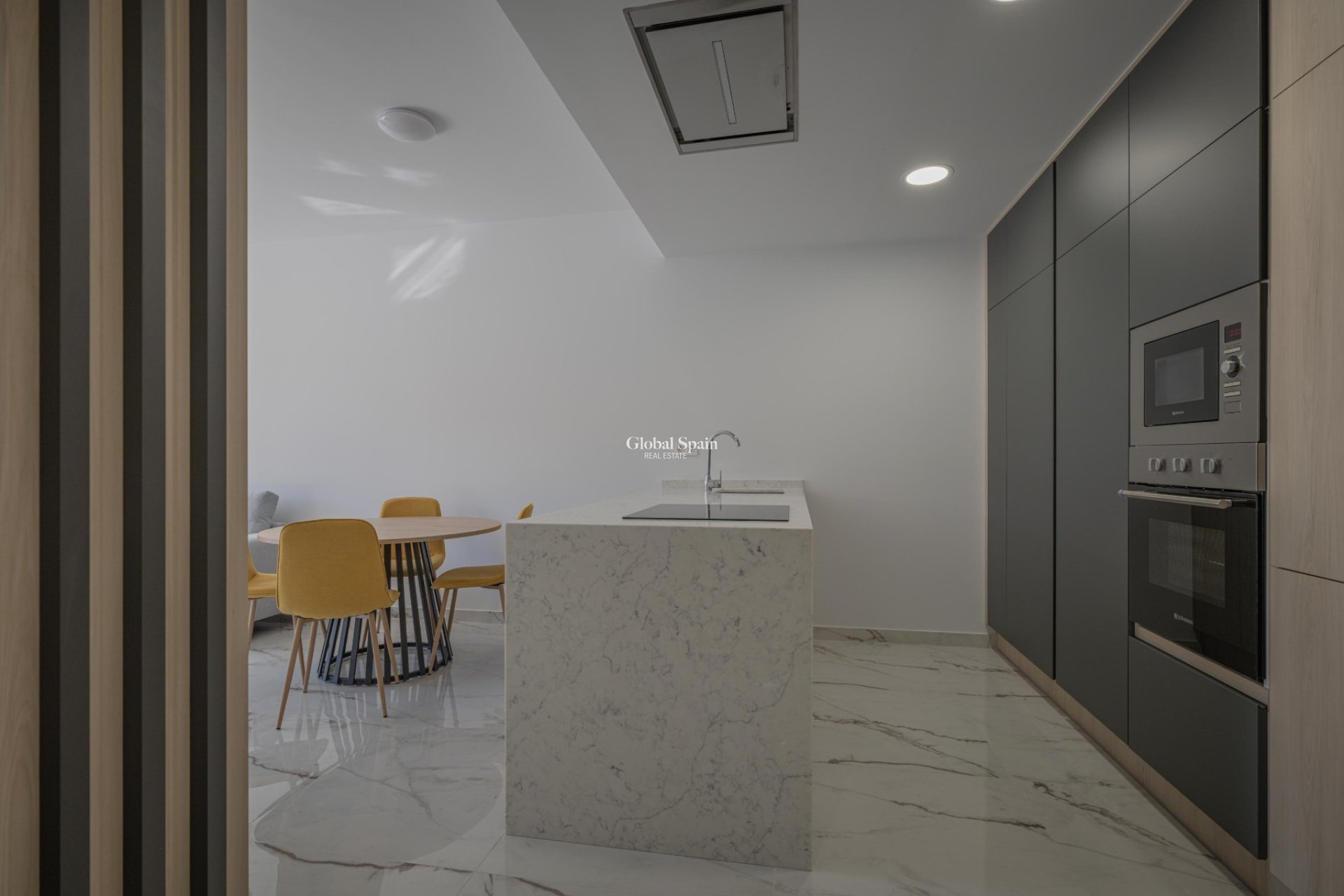 Resale - APARTMENT -
ORIHUELA COSTA - Orihuela Costa