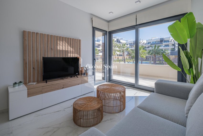 Resale - APARTMENT -
ORIHUELA COSTA - Orihuela Costa