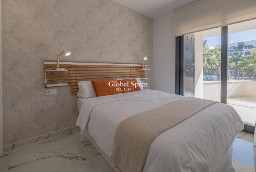 Resale - APARTMENT -
ORIHUELA COSTA - Orihuela Costa