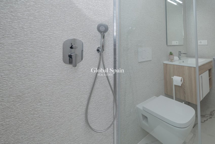 Resale - APARTMENT -
ORIHUELA COSTA - Orihuela Costa