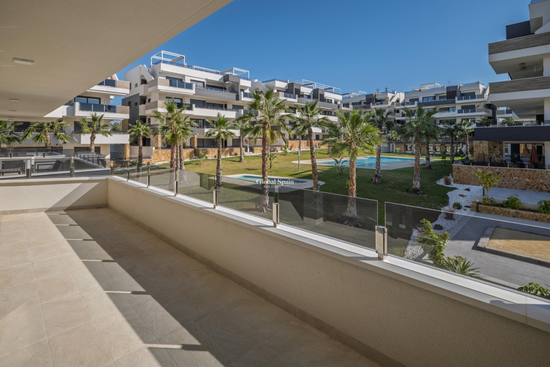Resale - APARTMENT -
ORIHUELA COSTA - Orihuela Costa
