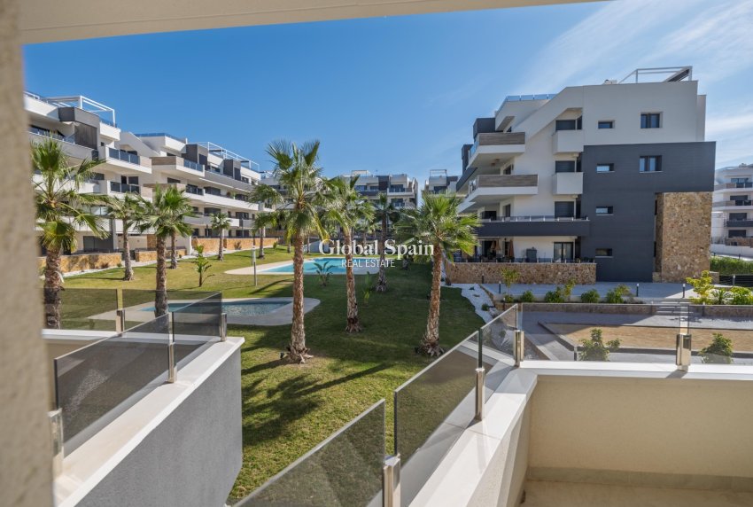 Resale - APARTMENT -
ORIHUELA COSTA - Orihuela Costa