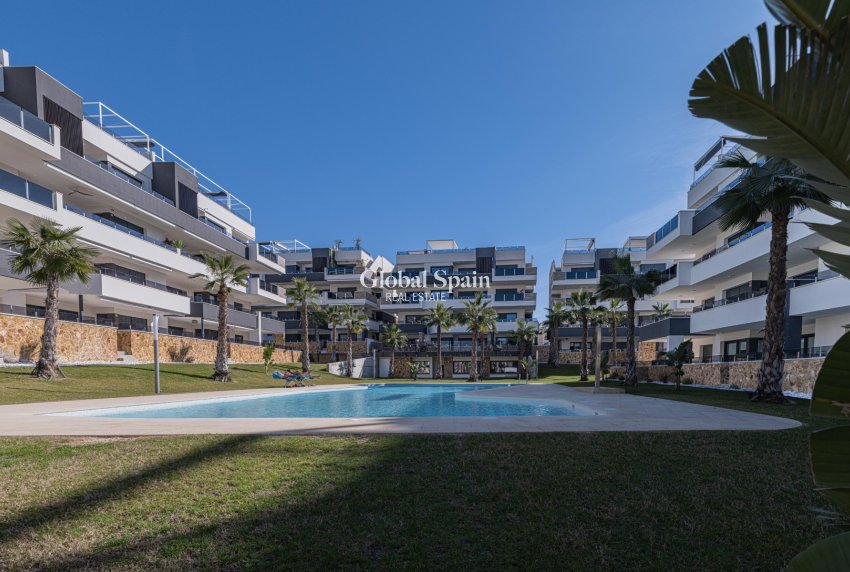 Resale - APARTMENT -
ORIHUELA COSTA - Orihuela Costa