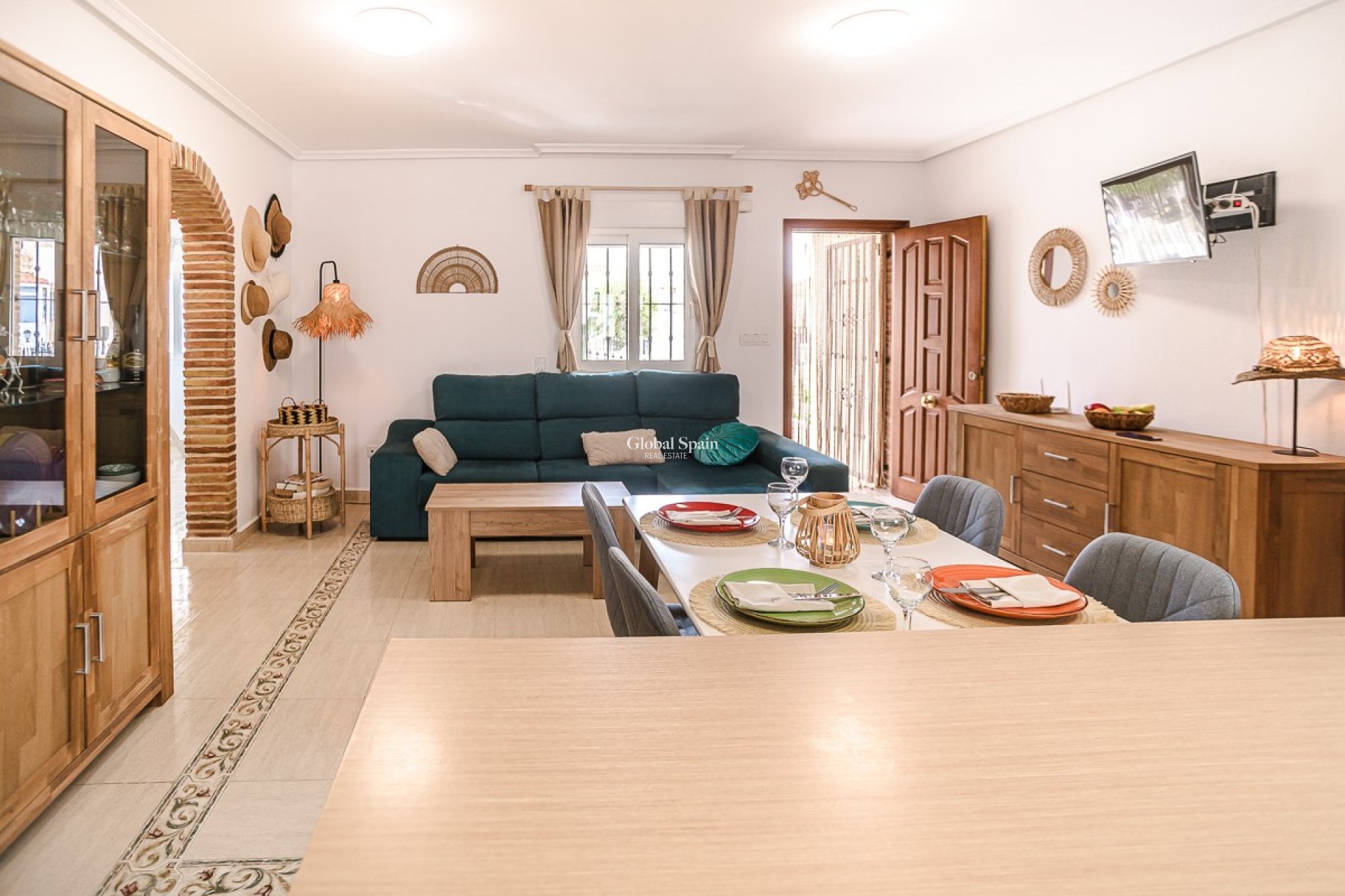 Resale - APARTMENT -
ORIHUELA COSTA - Orihuela Costa