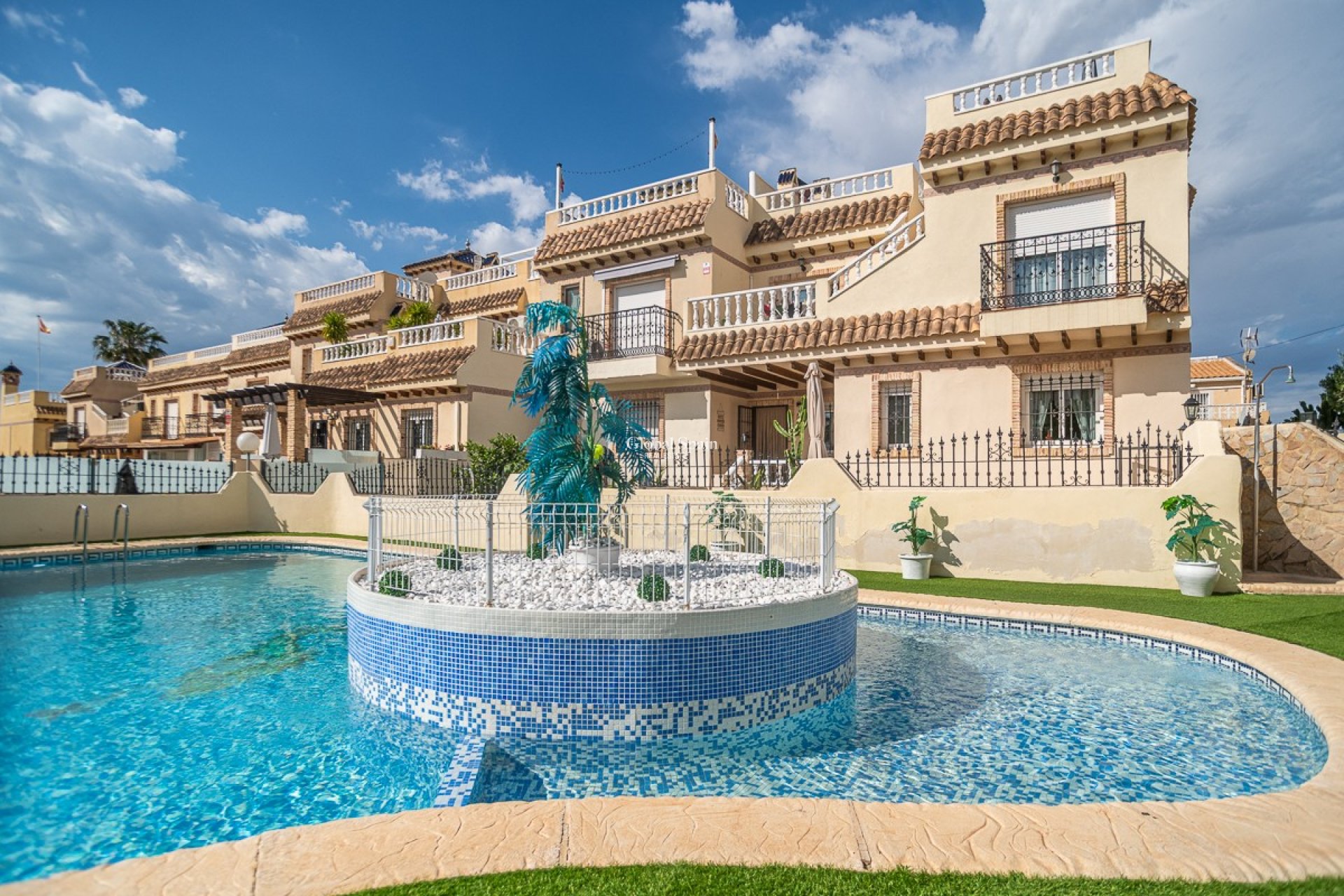 Resale - APARTMENT -
ORIHUELA COSTA - Orihuela Costa