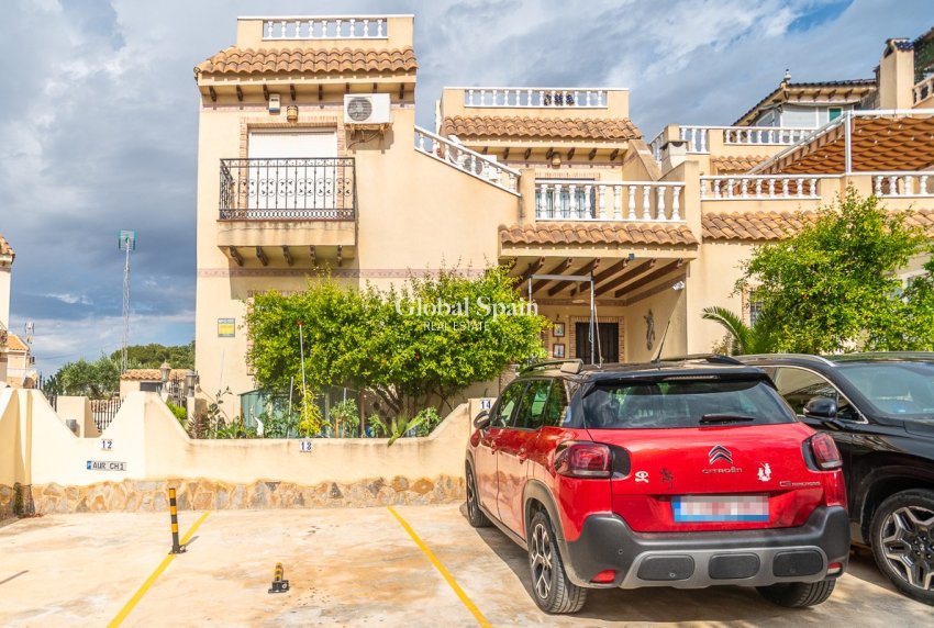 Resale - APARTMENT -
ORIHUELA COSTA - Orihuela Costa